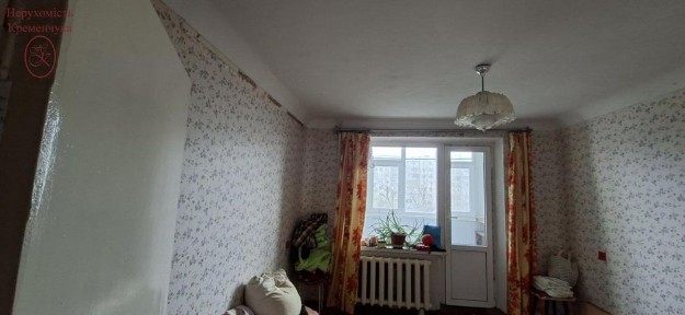 Продам 2 кім з лоджією Дніпрова р-н ФЦ Апельсин. СЕРТИФІКАТ.