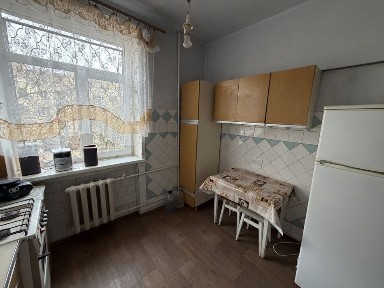 Оренда 2 кімнатної Сталінки на Сухому фонтані, вул. Робоча