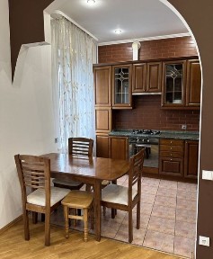 Оренда 3 к квартири на Поділлі