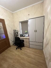 Продам 2кім частину будинку