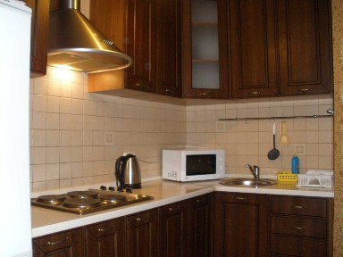 107 Сдаю подобово квартиру біля ж/д вокзалу