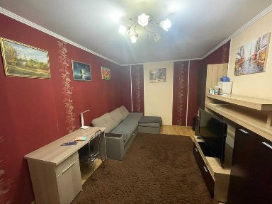 ! Продаж 2во кімнатної квартири в самому центрі