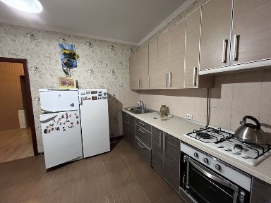 Продам 2 к кв на Свободи новобудова