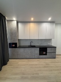 Продаж 1,5 кім квартири у серці міста жк. Родовід