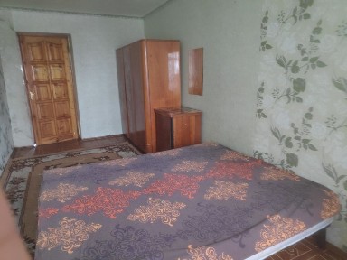 Продам квартиру 3х. комнатную, центр.