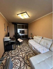 Продаж 2-кімн. кв., метро Метробудівників