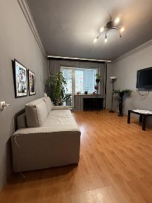 Продаж 2-кімнатної квартири по вул. Зубрівській - вигідна пропозиція!