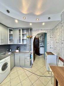 2-кімн. з ремонтом, меблями і технікою