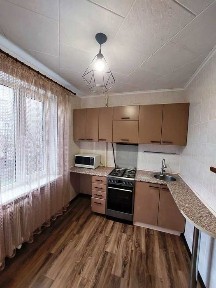 Продаж 1-но кімнатної квартири по вулиці Г. Момота.