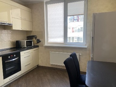 Чудова 1к ЖК Воздухофлотський Квартал, Генератор на все, м КПІ