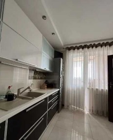 Оренда 3к кв, вул, Срібнокідьська, гарний стан, меблі та техніка, метро