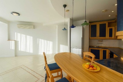 Оренда 3-ої квартири вул. Бастіонна, 15, 3-й поверх, Газ, Печерський