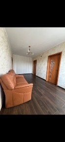 Продам квартиру 3 кімнати, з гаражем. Автономне газове опалення.