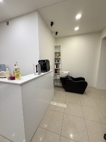 Оренда окремого перукарського кабінету ( центр міста )