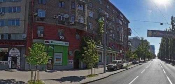 Оренда фасадного приміщення 218 м2 на бульварі Шевченка