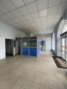 Здається прииміщення в центрі міста Торгова Площа