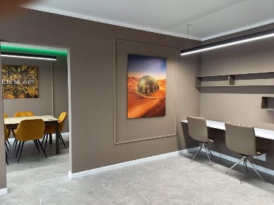 Світло 24/7.Стильний офіс з меблями, 76м ЖК Славутич, вул. Зарічна