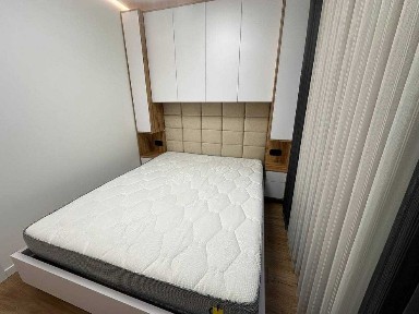 1к квартира. Біля озера.