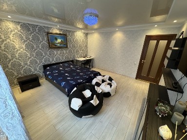 1к/к вул. Космонавтів ‼️ крите парко місце, газове опалення