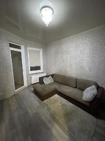 Сдам однокомнатную Таирова Небесной Сотни