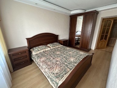 Сдам 3к квартиру, Центр, пр. Центральный, р-н Марк Плаза. Свое отопление.