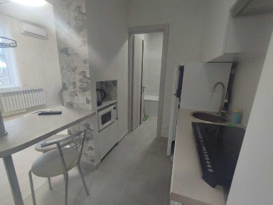 Здам 1-но кімнатну в новобудові на крошні можна на короткий термін