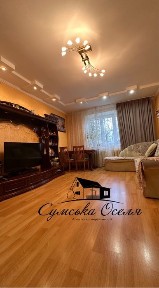 Продаж 4 кімн. квар. та кухня-студія. Автономне опалення.