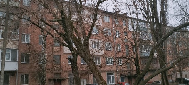 Найдешевша 2Кімн в цегляному будинку, роздільні кімнати