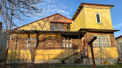 Продається будинок у затишному районі у м. Борислав
