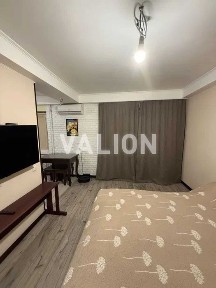 Продаж 1 кім квартири з ремонтом вул. Мілютенка поруч метро Лісова