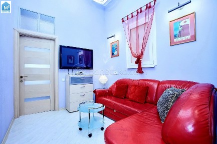 Код: 160. Небольшая квартира в центре Одессы, ул. Ланжероновская 21.