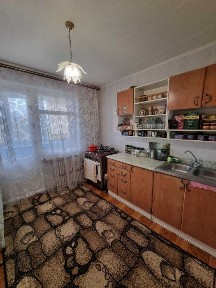 Продам 1к Коммунар Парус жилое состояние