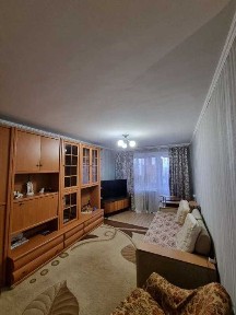Продам 2к Коммунар Красный Камень Срочно