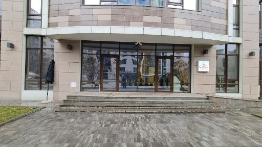 Аренда 90 м2. в ЖК <a href='/newbuilding/417/view/zk-bulvar-fontanov'>Бульвар Фонтанов</a>