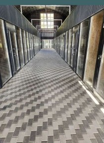 Здам фасад 18 м2 Оболонь Полярна 3 біля АТБ та ринку