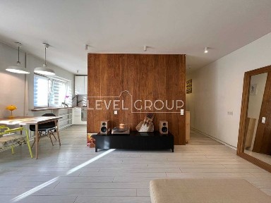 Продаж 2-к квартири 53м2, метро Печерська, Центр