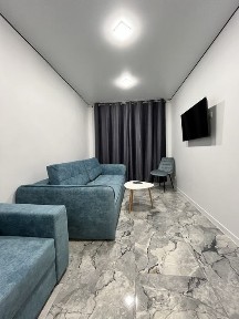 2к ЛЮКС Вул Нижня Берегова, ОАЗИС, Епіцентр, Вигляд на ПІВДЕННИЙ БУГ