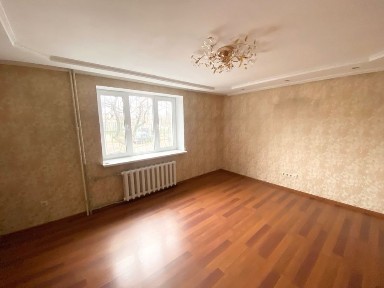 Продаж однокімнатної квартири в центрі по вул. 6 Слобідська (л1)