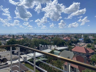 Продам 2х кімнатну квартиру з видом на море!