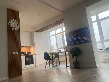 Продам квартиру в новобудові з ремонтом.