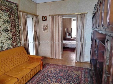 Продаю 3к. кв. район ЮЖД в жилом сосоянии Литерный дом Е69