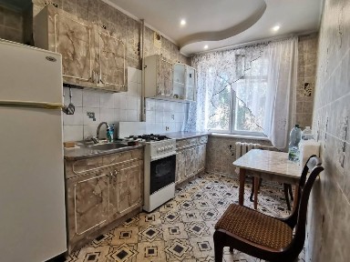 Продам 2-ком. квартиру Ж/М Победы, по пр. Героев.