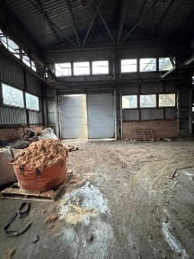 Оренда складу з офісами в місті. Є відео огляд.