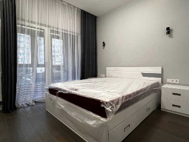 Довгострокова оренда 2-поверхового будинку