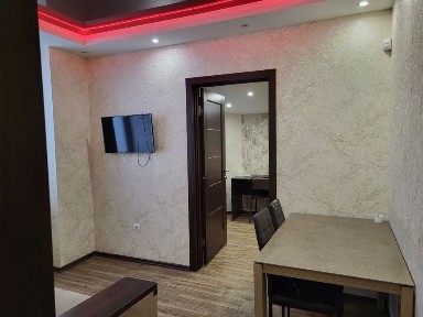 Сдам 3 комн. квартиру Центр м. Арх. Бекетова 3 мин.