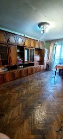 Продам 2-х кім. Голосіївський р-н вул. Метрологічна 2-а