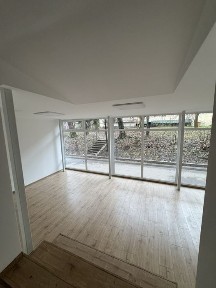 Оренла фасадного комерційного приміщення СТАСЮКА Сама прохідна вулиця