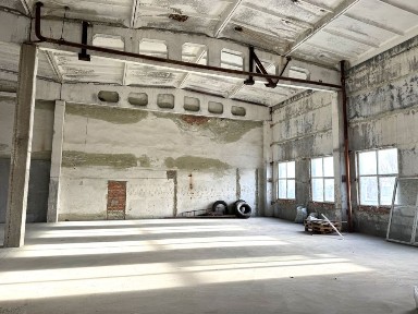 комерційне приміщення вул Болехівська 950 м. кв