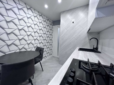 2-ком кв-ра с капитальным ремонтом ул. Варненская/парк Марка Твена