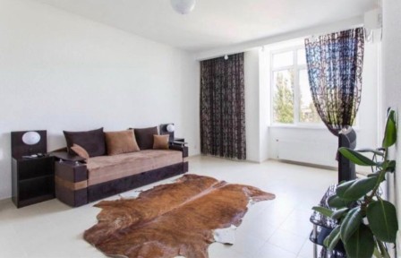 Срочно! 2к. квартира! Французский бульвар! Стикон! Торг!